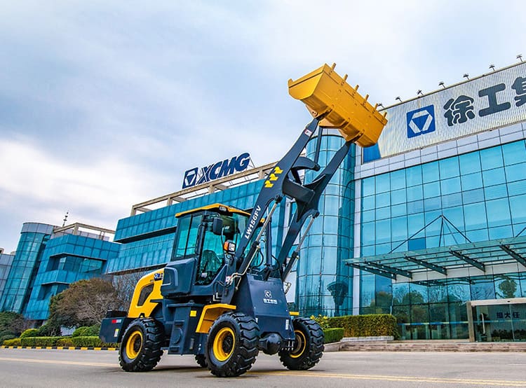 XCMG Official Small Front Loader 1 ton Chinese mini articulated wheel loader LW156FV for sale